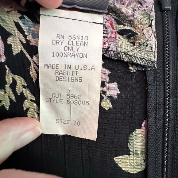 Vintage 90s does 40s Rabbit Rabbit Sweetheart Neck Dark Floral Midi Dress Sz 10 - Picture 8 of 9